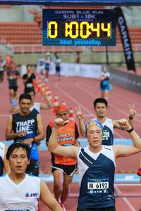 BIB: 6192
                            <button type="button" onclick="openModal(4583632)" class="btn btn-primary btn-sm float-right btn-popup" data-toggle="modal" data-target=".modal-high-quality">
                        <i class="fas fa-shopping-cart"></i> Add to Cart
                    </button>
                                            <button type="button" onclick="isThisMe(4583632, true)" class="btn btn-success btn-sm float-right btn-popup btn-isme hidden" data-toggle="tooltip" data-placement="bottom" title="นี่คือรูปของคุณใช่ไหม คลิกที่นี่เพื่อเอาเข้าอัลบั้ม">
                        <i class="fas fa-plus"></i> Add to album
                    </button>
                    <button type="button" onclick="isThisMe(4583632, false)" class="btn btn-warning btn-sm float-right btn-popup btn-isnotme hidden">
                        <i class="fas fa-ban"></i> Remove from album
                    </button>